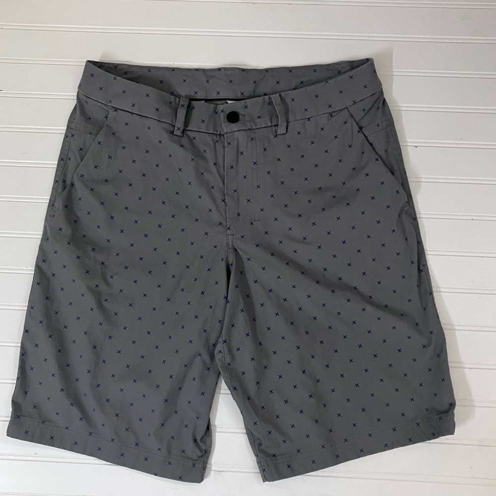 Lululemon Athletica Gray Flat Front Tailored Shorts